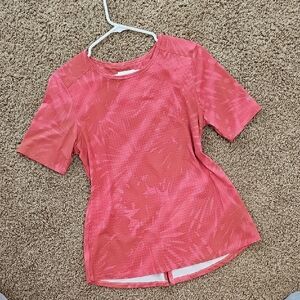 Vibrant Pink Short Sleeve Women's Top
